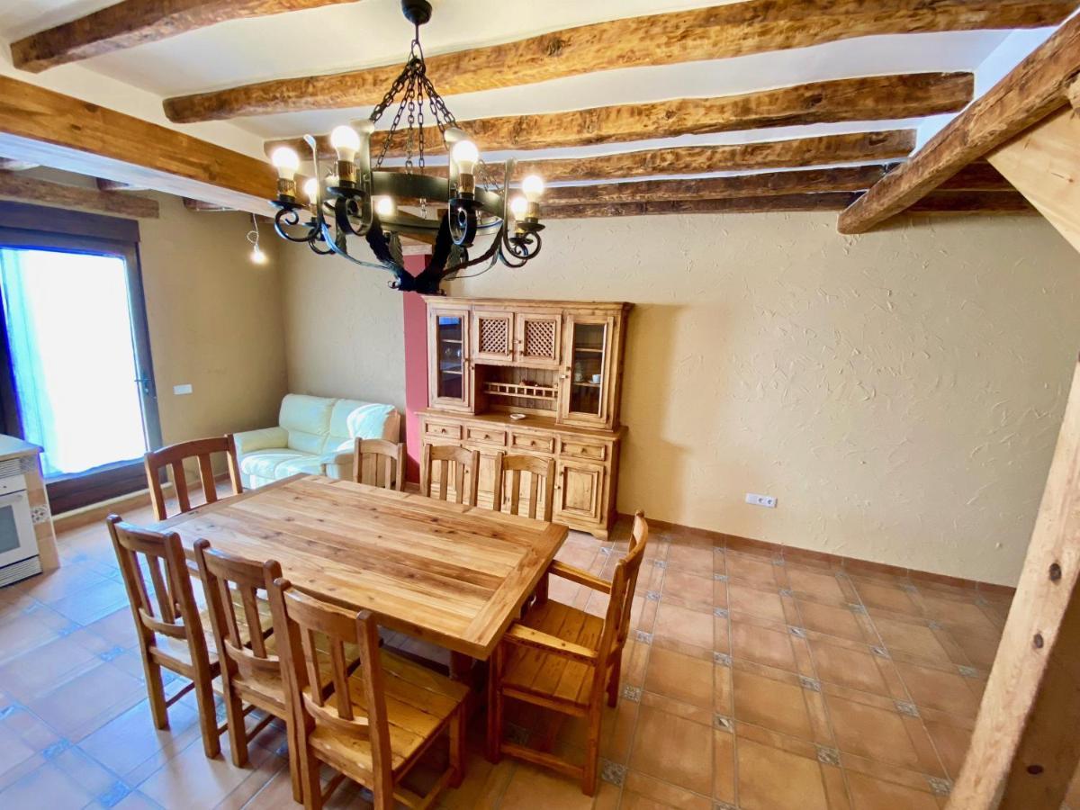 La Parada De Jimena-Casa Rustica Rodeada De Bodegas En Rueda Eksteriør bilde