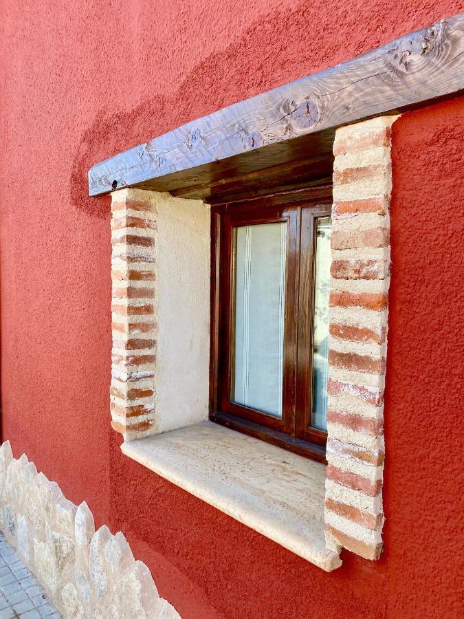 La Parada De Jimena-Casa Rustica Rodeada De Bodegas En Rueda Eksteriør bilde