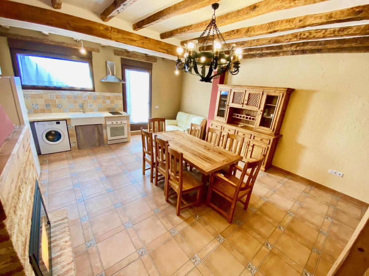 La Parada De Jimena-Casa Rustica Rodeada De Bodegas En Rueda Eksteriør bilde